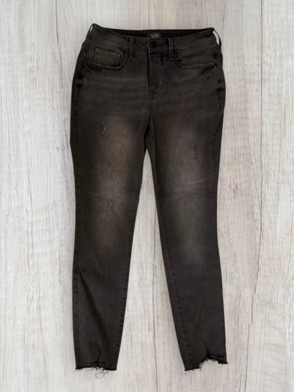 NYDJ Ami Skinny Jeans Size 4 Black Charcoal Acquity Chewed Distressed Raw Hem